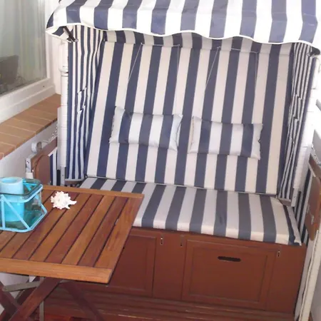 Apartment Sill With Sea View